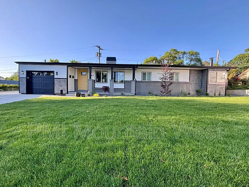 1 bed, 1.0 bath, 750 sqft, $1,350 — Photo 2