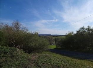 Daubert Ln, Lehighton, PA 18235