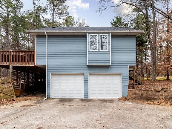 4th image of 522 Victoria Rd