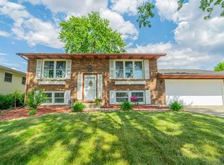 203 S Van Buren St, Hebron, IN 46341