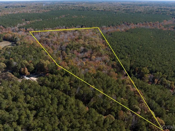 Robins Nest Ln, Gloucester, VA 23061