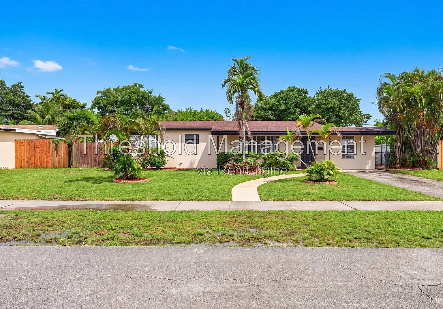 3 bed, 2.0 bath, 1450 sqft, $3,200 — Photo 1