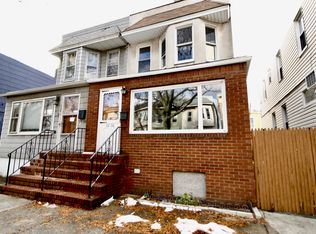 7236 65th Pl, Ridgewood, NY 11385