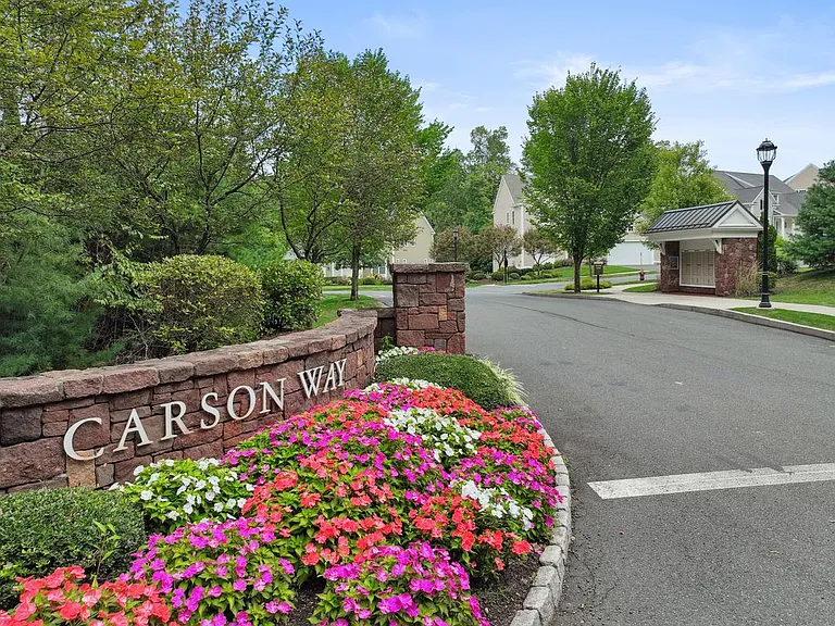 21 Carson Way — Photo 12