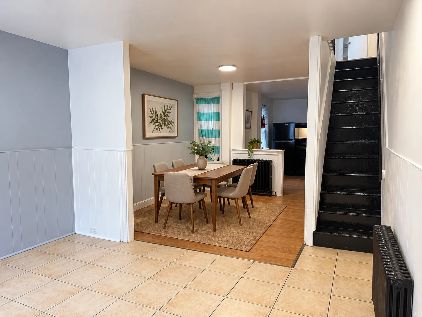 Spacious 3 bedroom Single Family Home in Lancaster City - with Backyard! — Photo 4