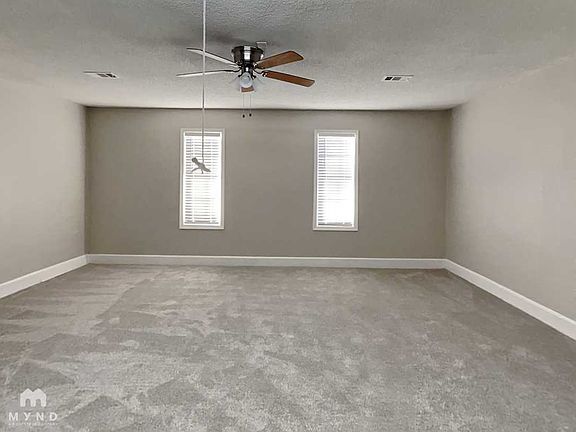 4th image of 3000 Tudor Dr