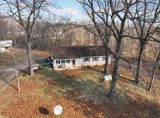 63 Carpenter Ln, Newburg, PA 17240