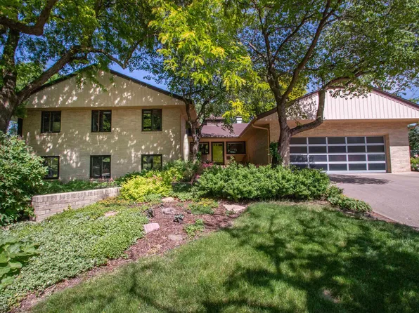 3822 Jones St, Sioux City, IA 51104