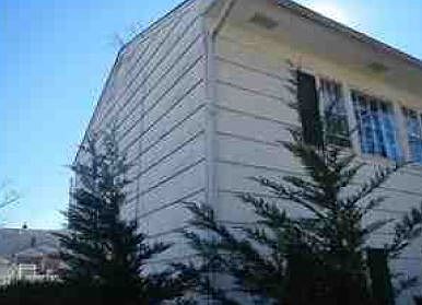 3rd image of 46 Saint Charles Ave