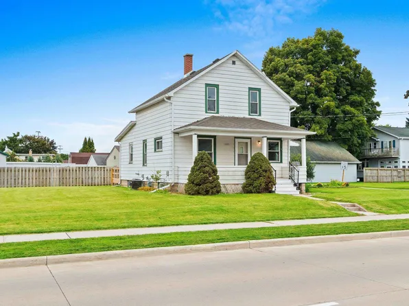 2009 Waldo Blvd, Manitowoc, WI 54220