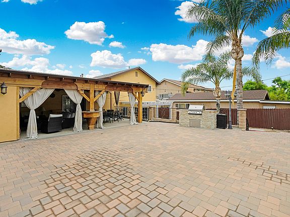 4th image of 28119 Winterdale Dr