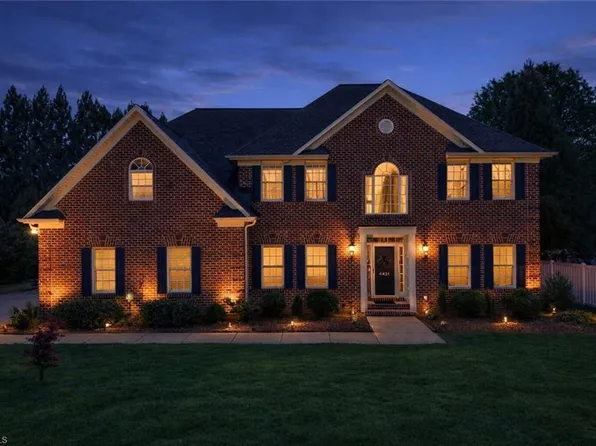 4421 Ashton Oaks Ct, High Point, NC 27265