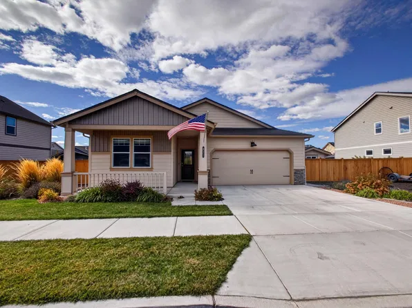 411 SE Stetson Ct, Prineville, OR 97754