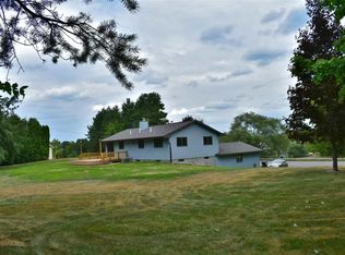 847 Three Mile Rd N, Traverse City, MI 49696