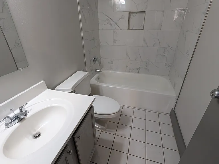 100A517 Wells St #517 — Photo 6