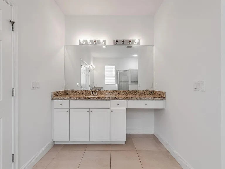 1367 NW Leonardo Cir — Photo 30