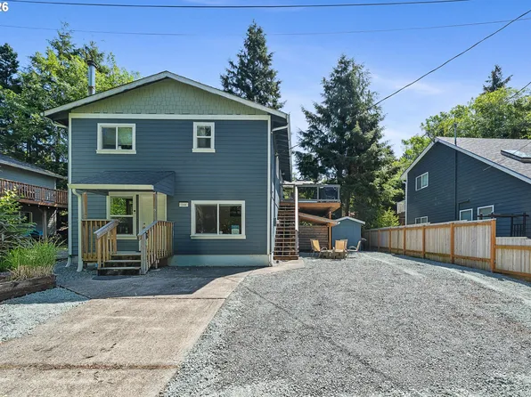 144 S Juniper St, Rockaway Beach, OR 97136