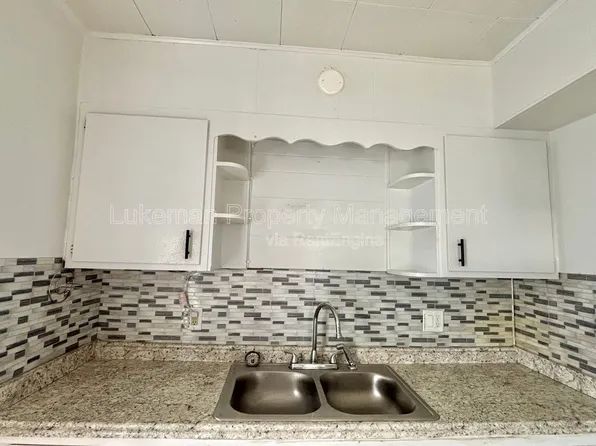 709 W Walnut St #703, Kalamazoo, MI 49007