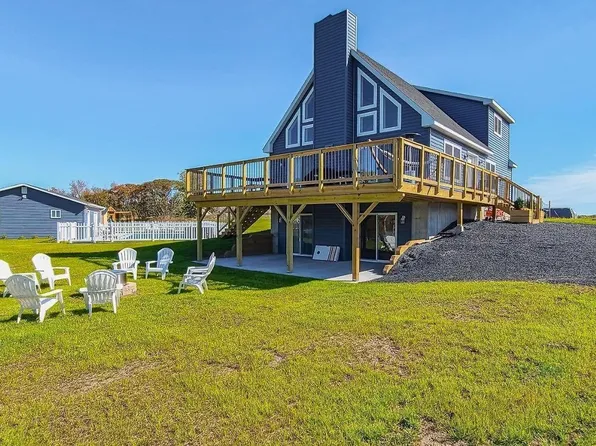 226 Bridge Road, North Hero, VT 05474