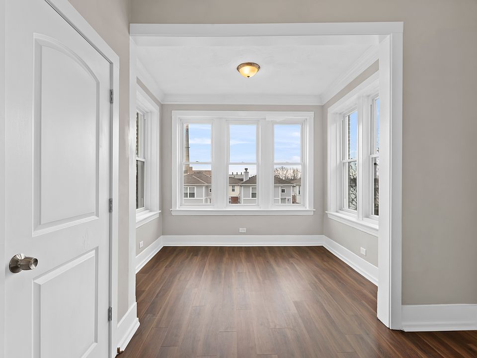 1st image of 3550 W Polk St Unit 2