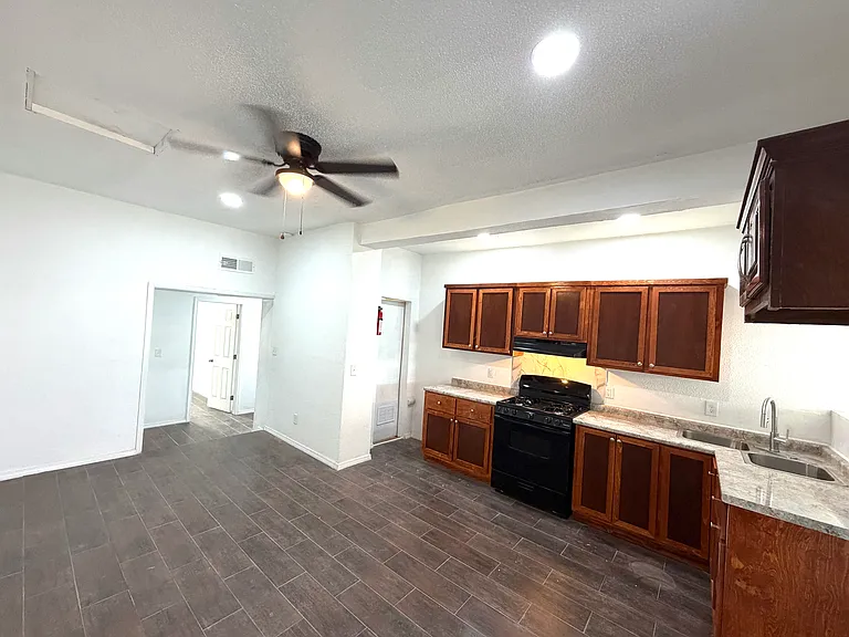 5951 Griems Ct #G — Photo 5