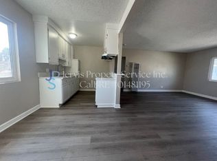 10356 Elizabeth Ave APT F, South Gate, CA 90280