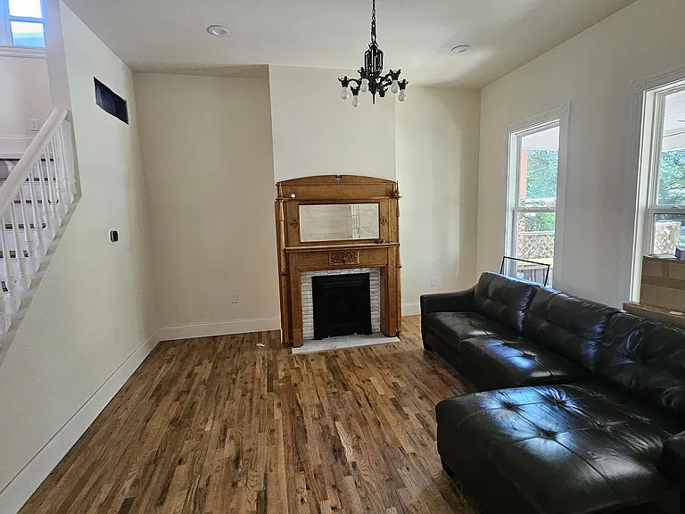 18 Martin St — Photo 8