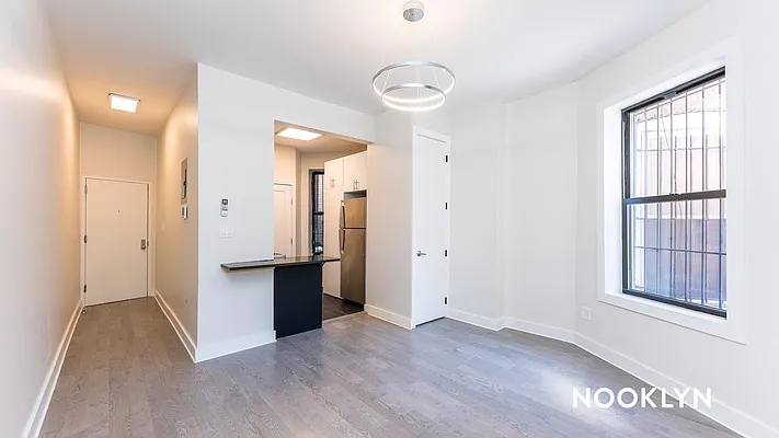 Rented by Nooklyn NYC LLC | media 13