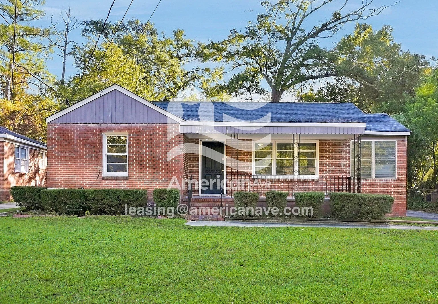 3 bed, 1.0 bath, 1238 sqft, $997 — Photo 1