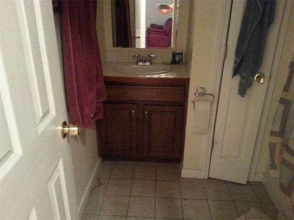 3rd image of 2809 Palmisano Blvd