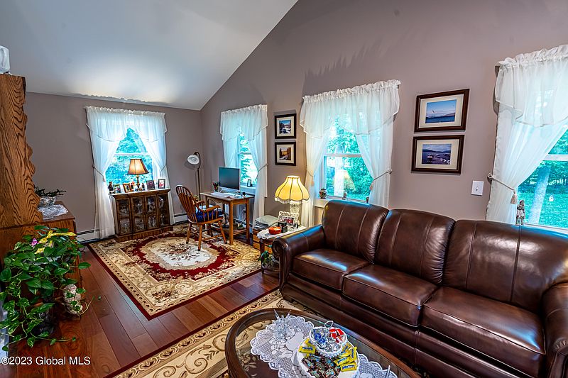 5th image of 153 Dubes Road