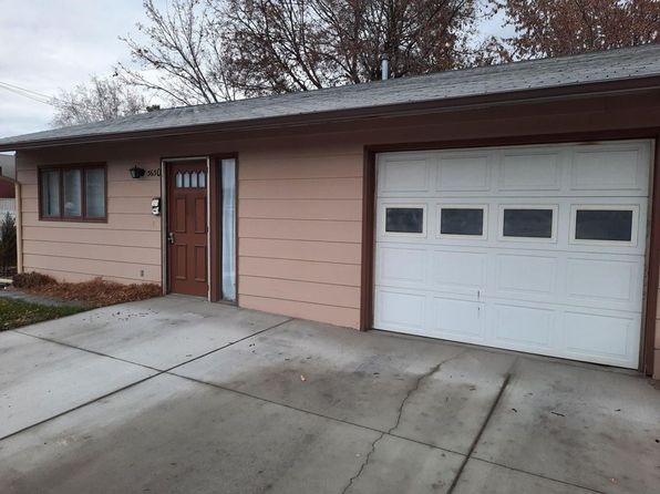 3630 Dore Ln