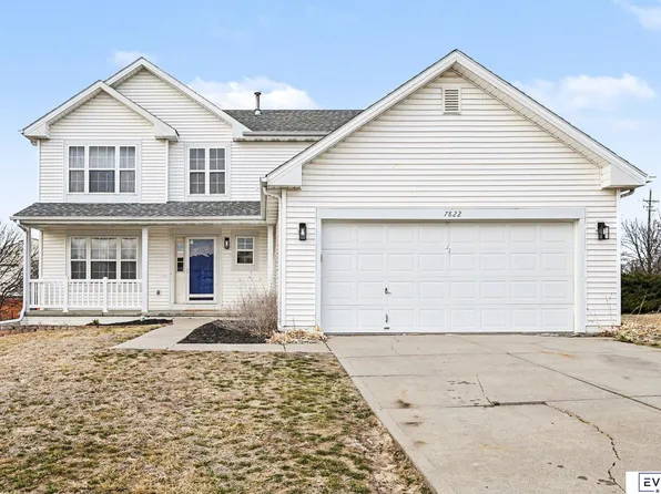 7822 S 97th Cir, La Vista, NE 68128