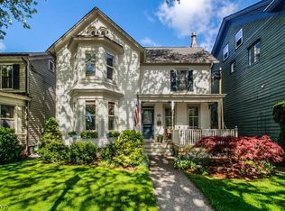 11 Bridge St, Stockton, NJ 08559