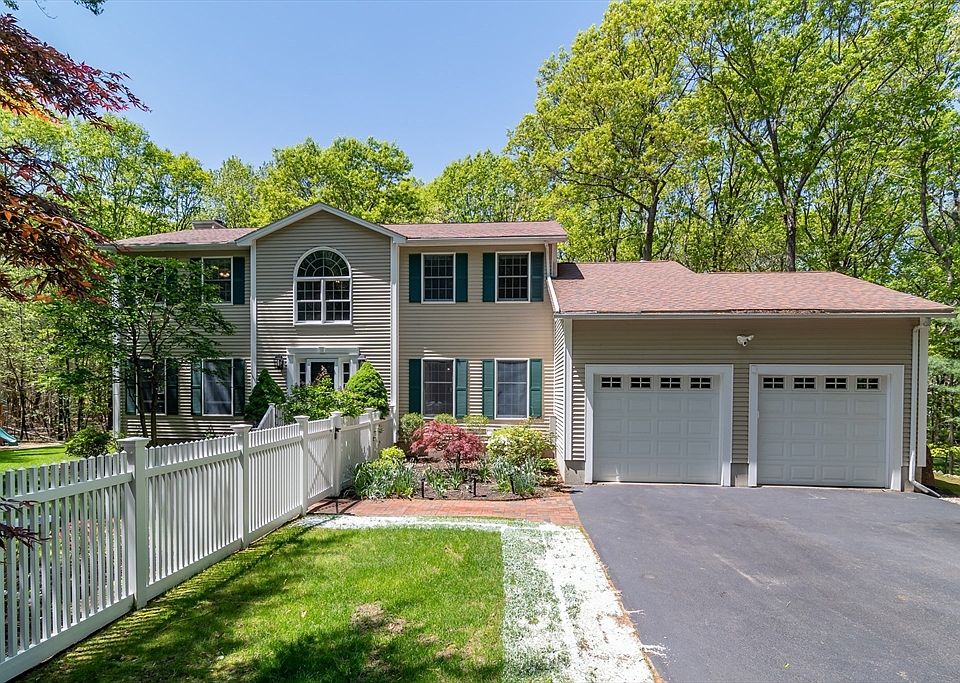 1st image of 256 Burgess Ave