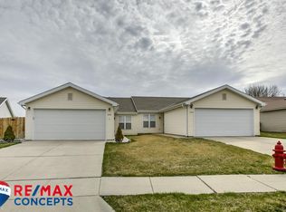 1440 Kara Ln, Lincoln, NE 68522