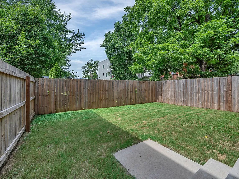904B Cahal Ave — Photo 37