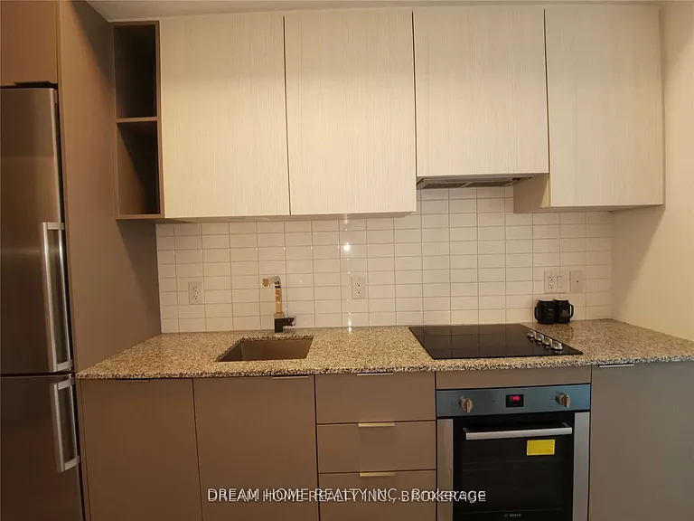 120 Parliament St #808 — Photo 7