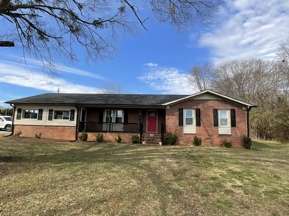 301 Richard St, Easley, SC 29640