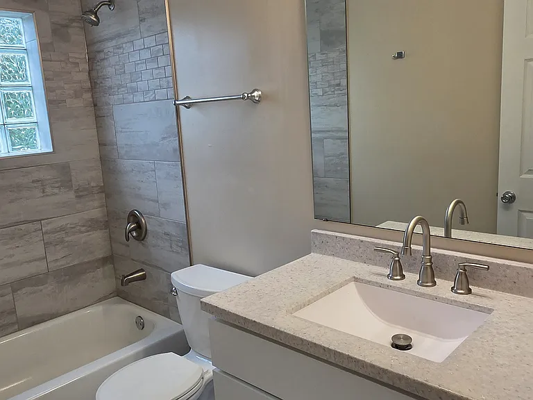 5805 Rose Ave #3 — Photo 7