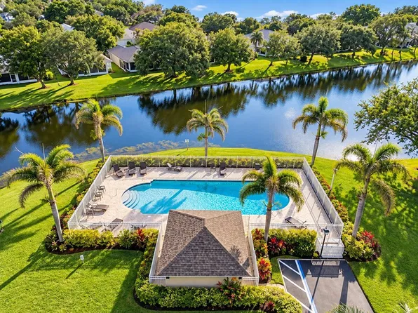 2604 12TH Square SW, Vero Beach, FL 32968