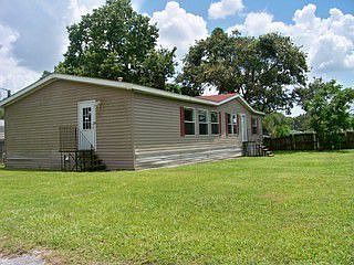 1st image of 904 NW 9th Pl