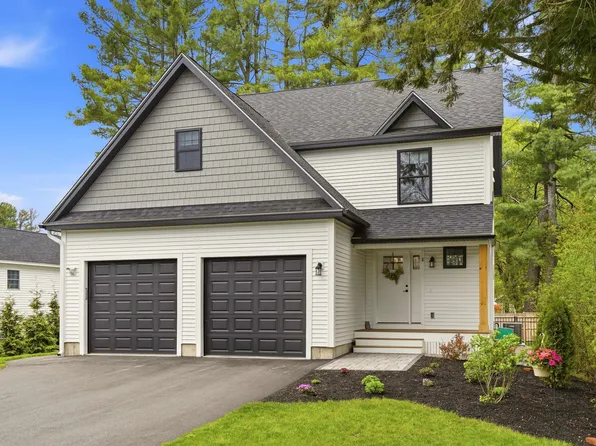 8 Gale Street, Concord, NH 03301