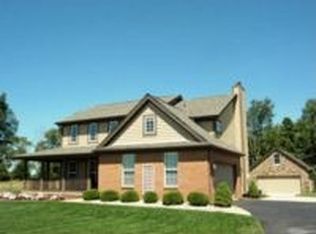 3545 Black Eagle Dr, Howell, MI 48843
