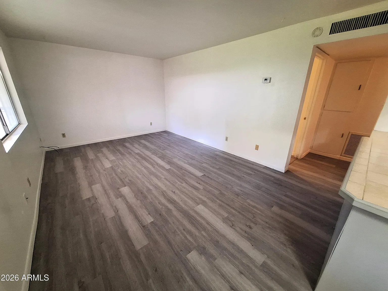 36 W Pasadena Ave — Photo 4