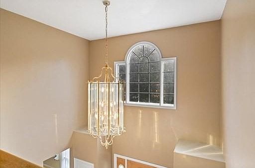 3rd image of 174 Plantation Cir