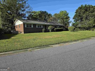 2223 Friar Rd, Macon, GA 31206