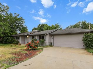 2410 Starlight Blvd, Redding, CA 96001