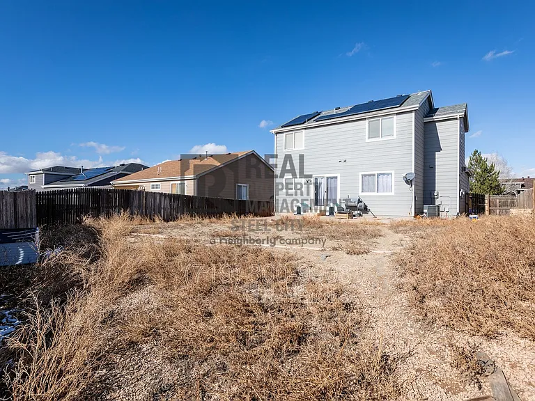 2214 Cowhand Pl — Photo 37