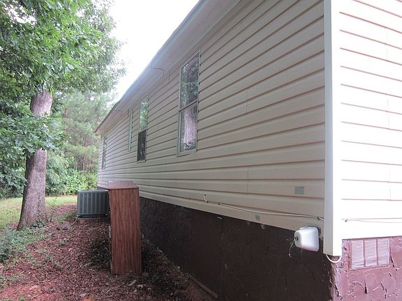 2nd image of 225 Park West Dr